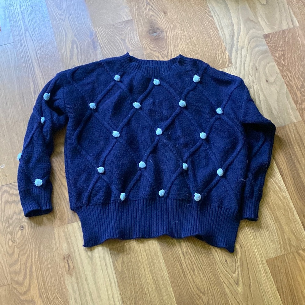 10/$25 4SI3NNAI// sweaters with poms, size M